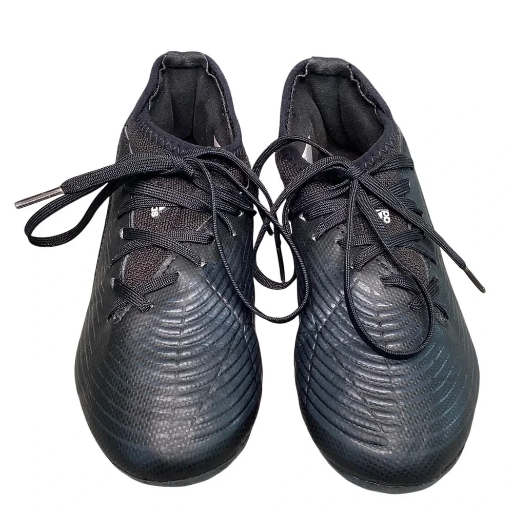 Adidas Predator Edge.3 Soccer Cleats Kids Size 1 Black‎ Good Preloved Cleats